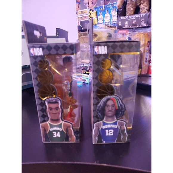 2 NBA figures 5" - Picture 6 of 6